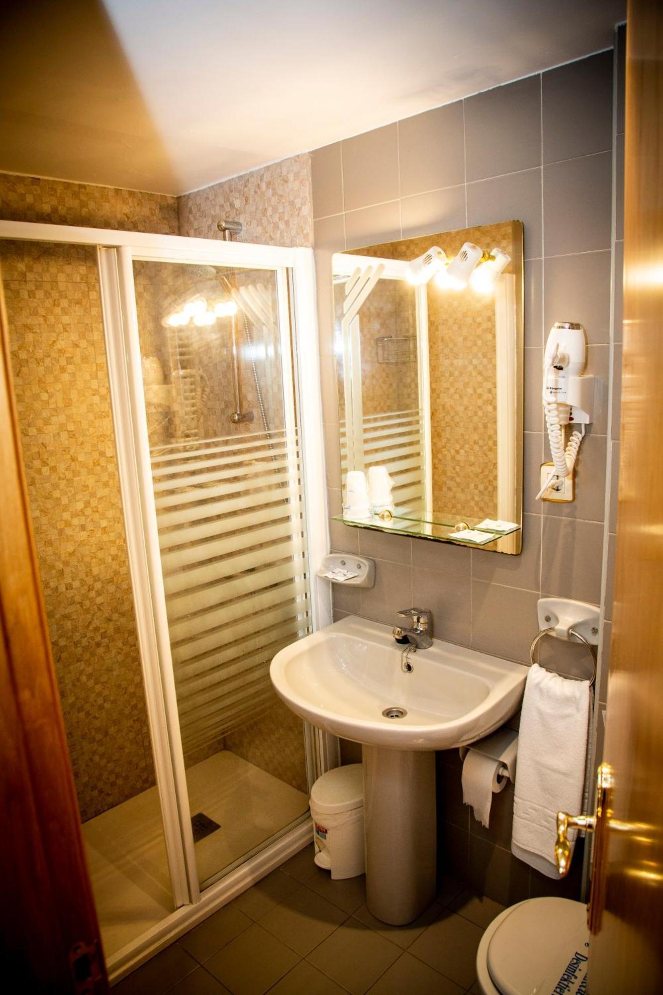 Hotel Isabel Cudillero Kamer foto