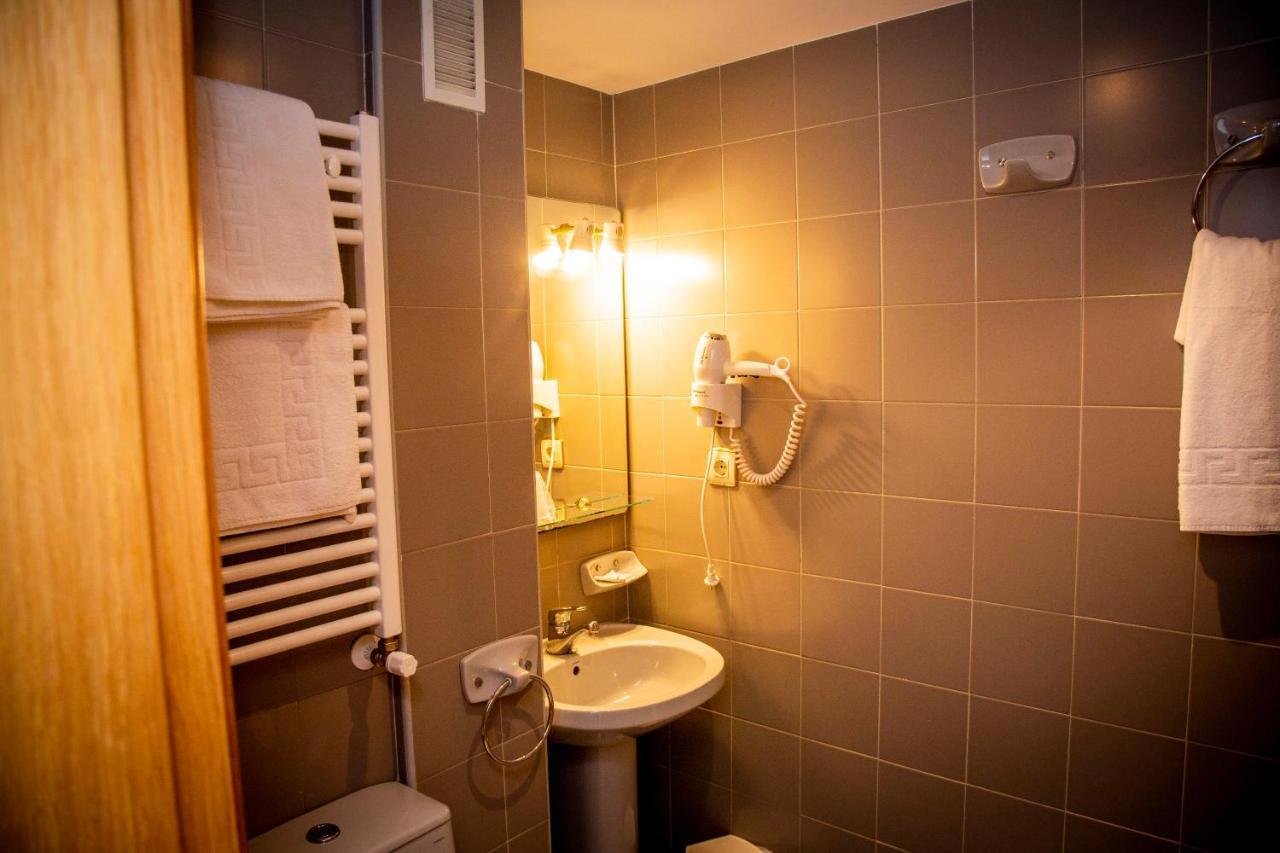 Hotel Isabel Cudillero Buitenkant foto